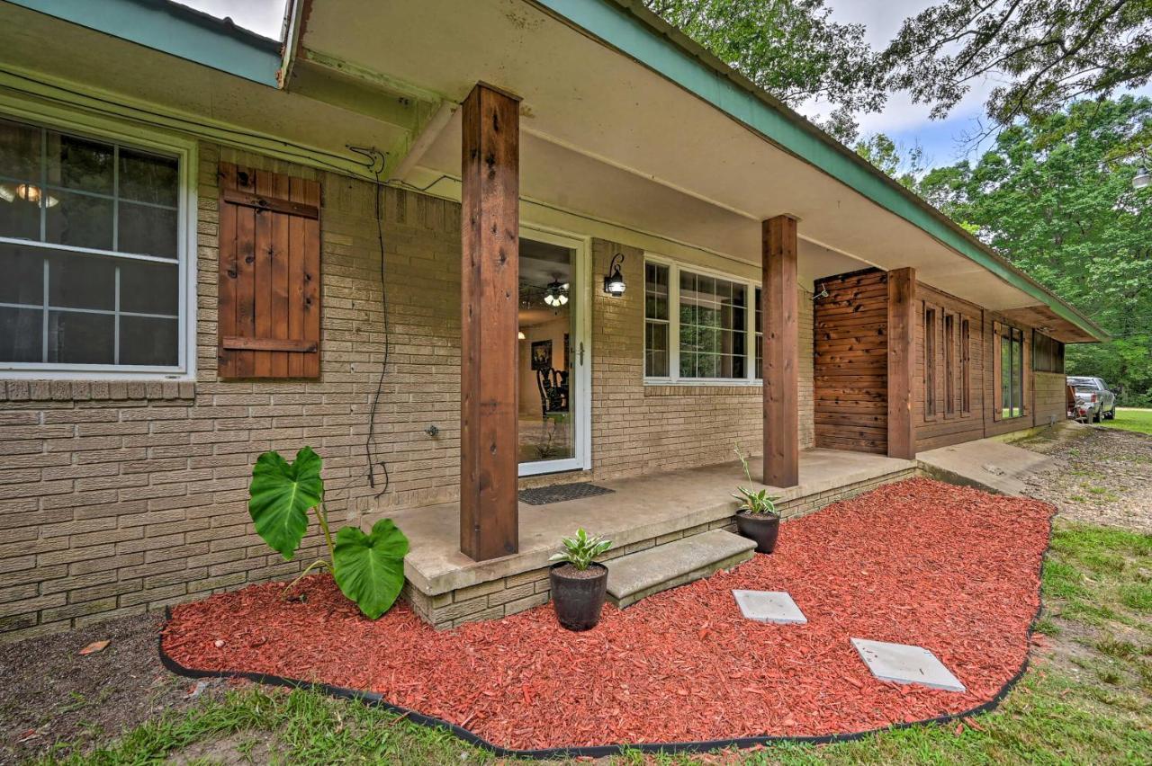 فيلا Quiet Abode With Gas Grill About 5 Miles To Broken Bow! المظهر الخارجي الصورة