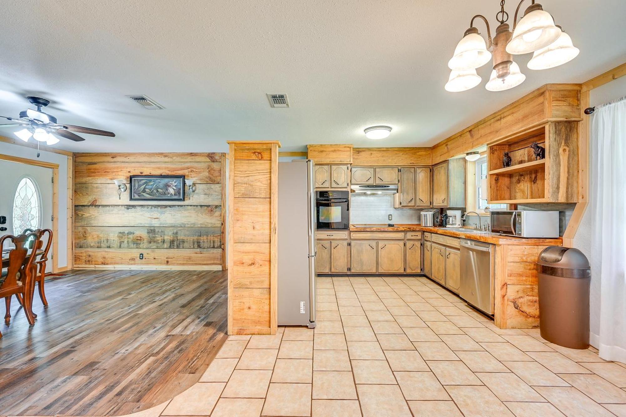 فيلا Quiet Abode With Gas Grill About 5 Miles To Broken Bow! المظهر الخارجي الصورة