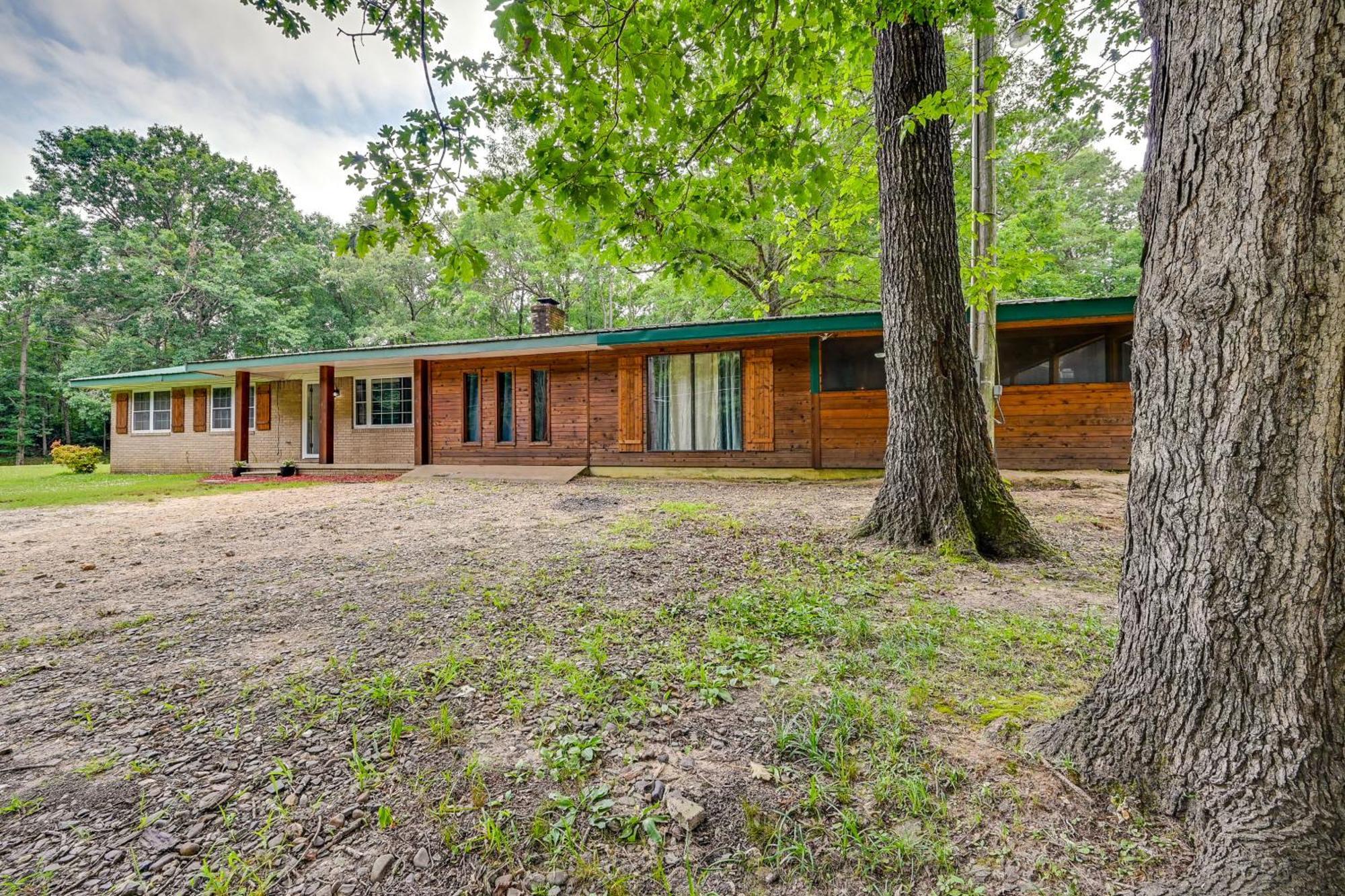 فيلا Quiet Abode With Gas Grill About 5 Miles To Broken Bow! المظهر الخارجي الصورة