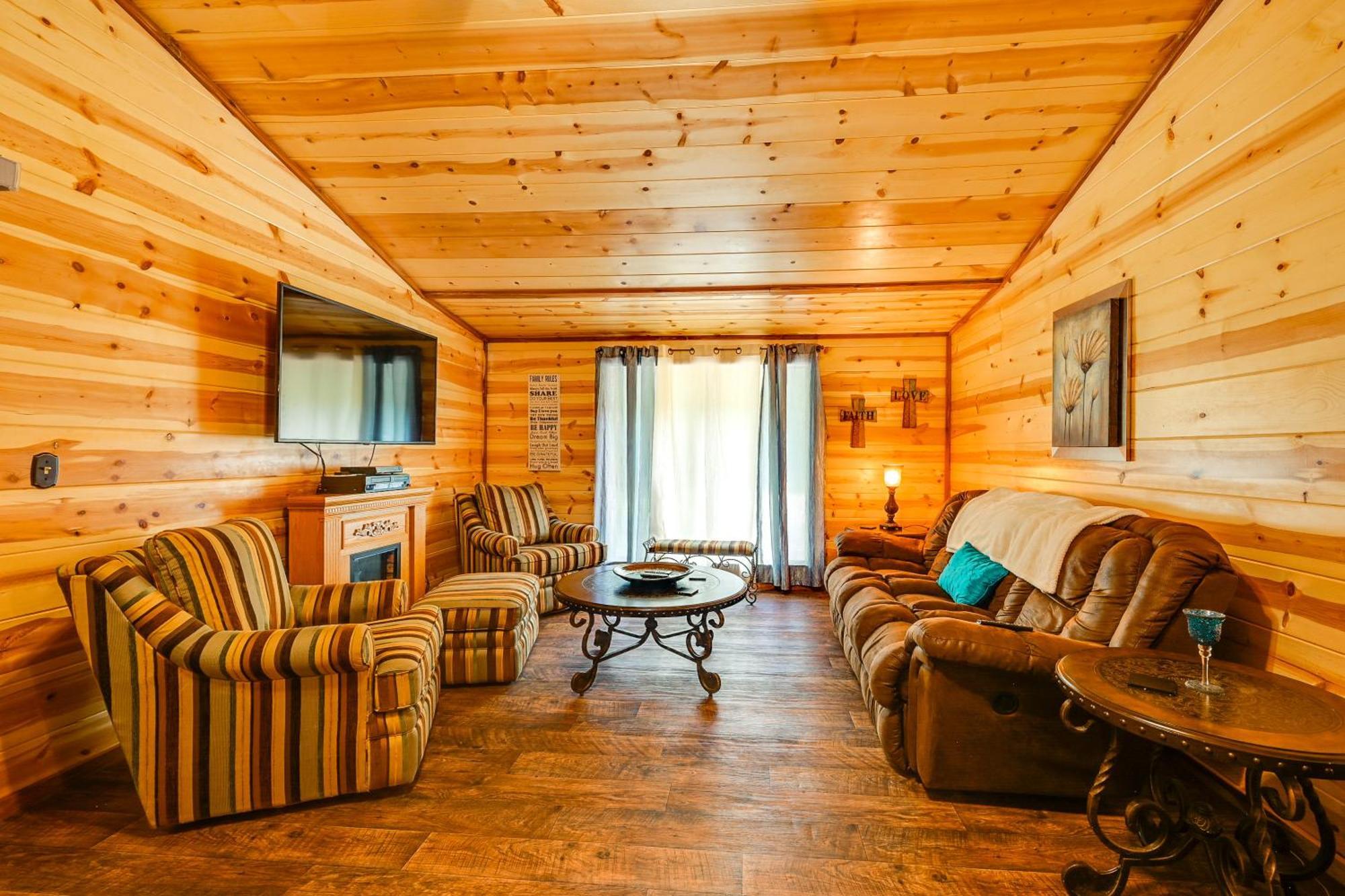 فيلا Quiet Abode With Gas Grill About 5 Miles To Broken Bow! المظهر الخارجي الصورة