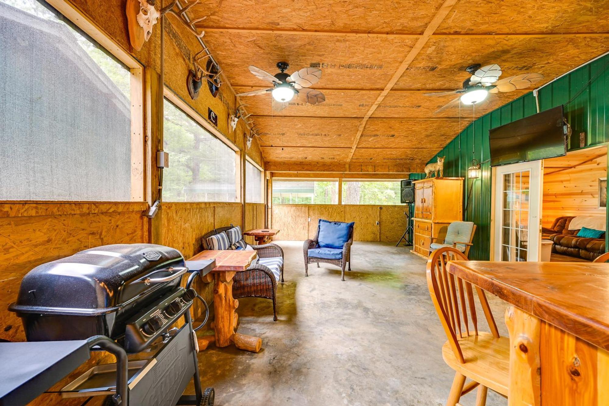 فيلا Quiet Abode With Gas Grill About 5 Miles To Broken Bow! المظهر الخارجي الصورة
